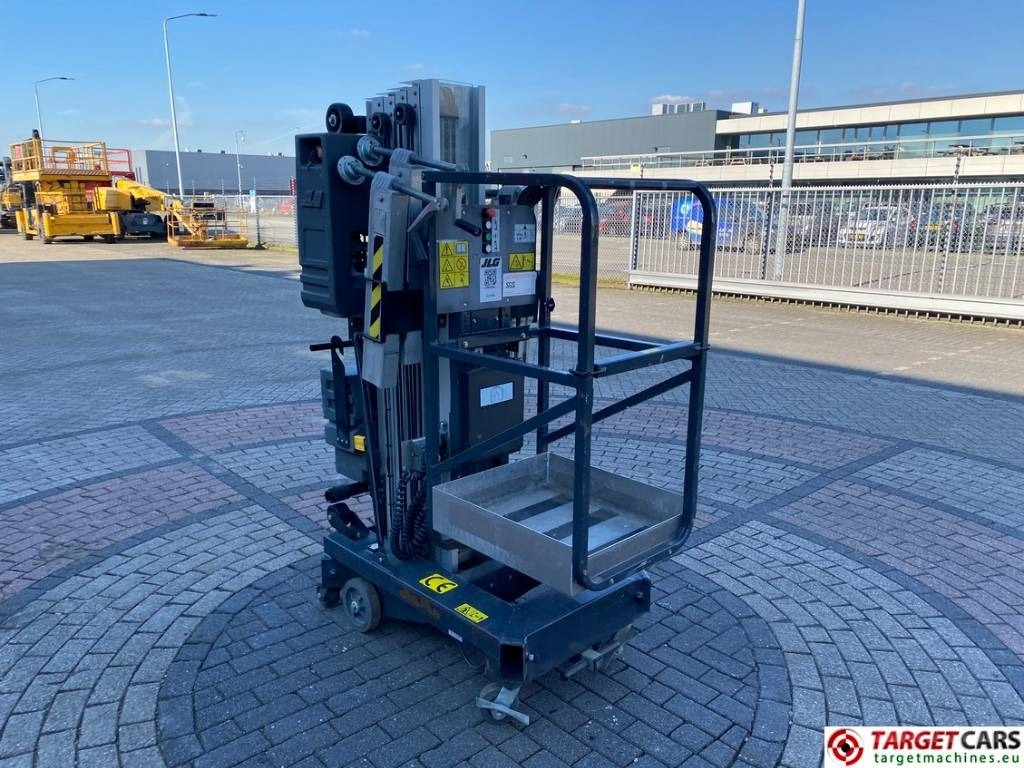 JLG 25AM Electric Vertical Mast Work Lift 967cm - Lift tiang vertikal: gambar 2 JLG 25AM Electric Vertical Mast Work Lift 967cm - Lift tiang vertikal: gambar 2