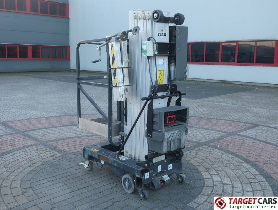 JLG 25AM Vertical Mast Work Lift 967cm 12V-DC - Lift tiang vertikal: gambar 4 JLG 25AM Vertical Mast Work Lift 967cm 12V-DC - Lift tiang vertikal: gambar 4