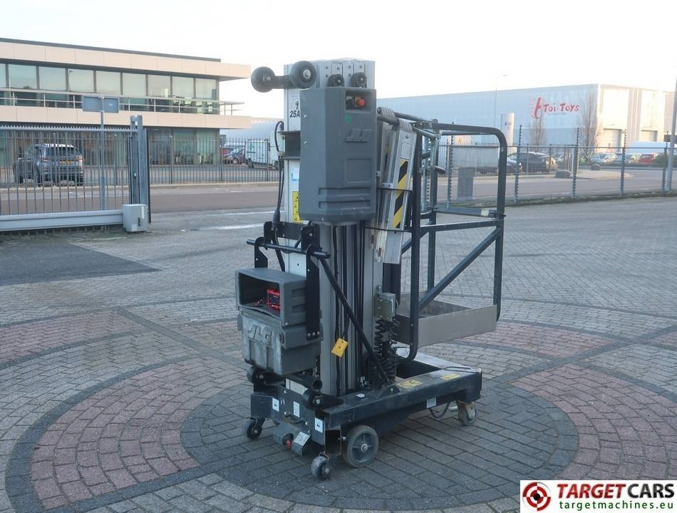 JLG 25AM Vertical Mast Work Lift 967cm 12V-DC - Lift tiang vertikal: gambar 3 JLG 25AM Vertical Mast Work Lift 967cm 12V-DC - Lift tiang vertikal: gambar 3