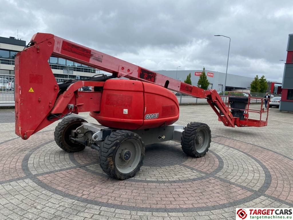 JLG 600AJ Articulated 4x4 Diesel Boom Work Lift 2047cm - Boom artikulasi: gambar 3 JLG 600AJ Articulated 4x4 Diesel Boom Work Lift 2047cm - Boom artikulasi: gambar 3