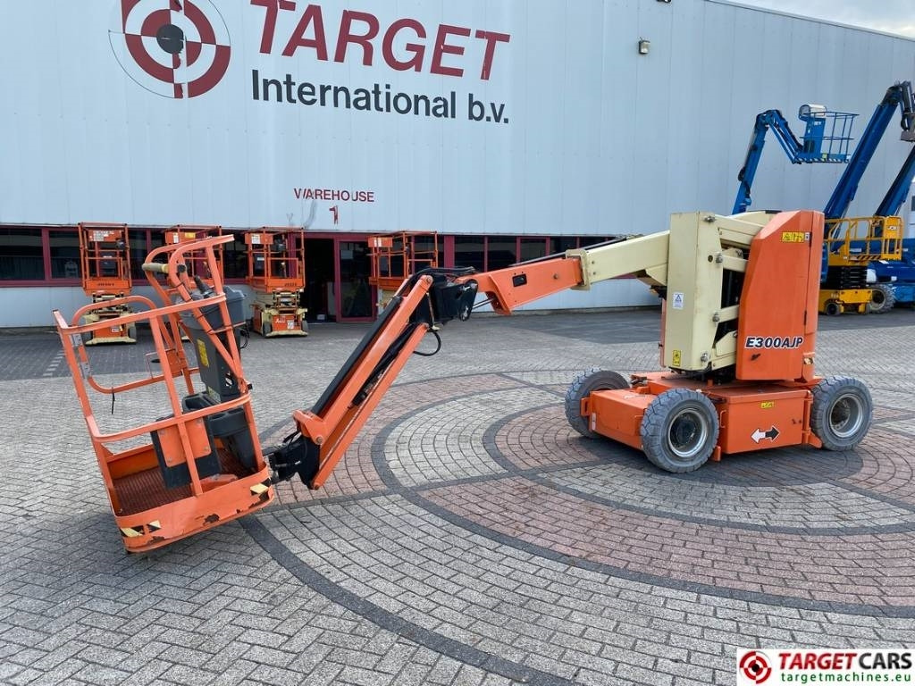 JLG E300AJP Jib Plus Articulated Boom Lift 11M DEFECT - Boom artikulasi: gambar 1 JLG E300AJP Jib Plus Articulated Boom Lift 11M DEFECT - Boom artikulasi: gambar 1