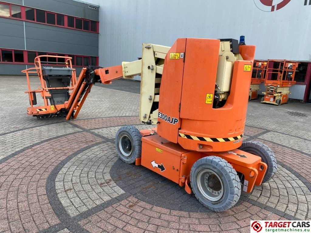 JLG E300AJP Jib Plus Articulated Boom Lift 11M DEFECT - Boom artikulasi: gambar 5 JLG E300AJP Jib Plus Articulated Boom Lift 11M DEFECT - Boom artikulasi: gambar 5
