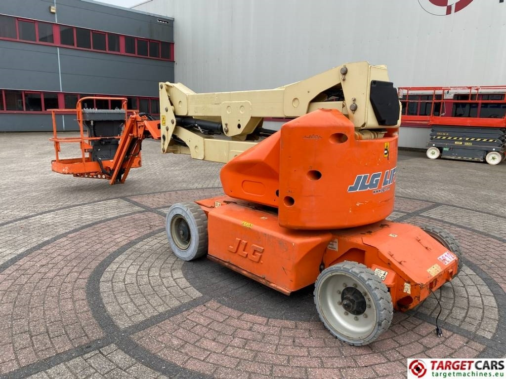 JLG E400AJPN Jib Plus Articulated Boom Lift 1419cm - Boom artikulasi: gambar 4 JLG E400AJPN Jib Plus Articulated Boom Lift 1419cm - Boom artikulasi: gambar 4