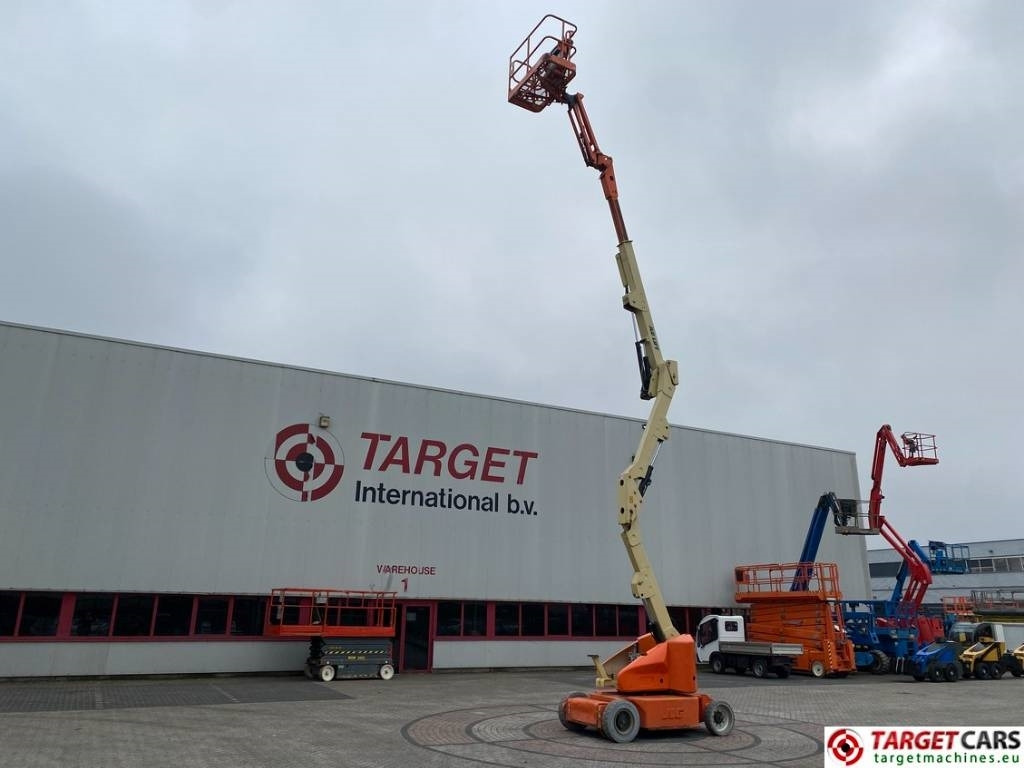 JLG E400AJPN Jib Plus Articulated Boom Lift 1419cm - Boom artikulasi: gambar 5 JLG E400AJPN Jib Plus Articulated Boom Lift 1419cm - Boom artikulasi: gambar 5