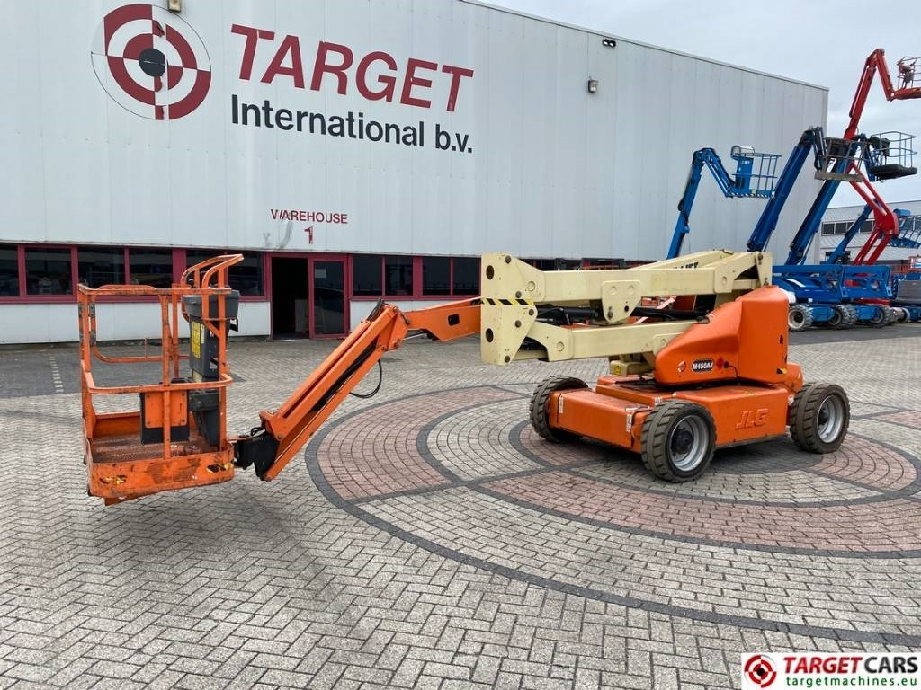 JLG M450AJ Electric Articulated Boom Work Lift 1572cm - Boom artikulasi: gambar 1 JLG M450AJ Electric Articulated Boom Work Lift 1572cm - Boom artikulasi: gambar 1