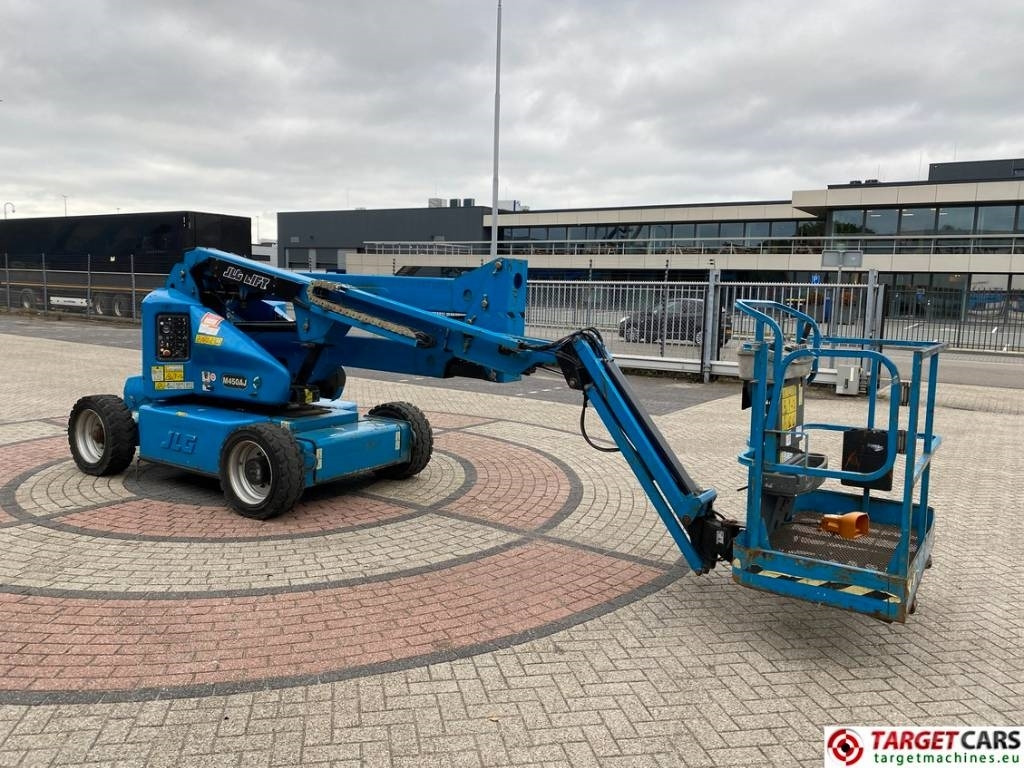 JLG M450AJ HyBrid Articulated Boom Work Lift 1572cm - Boom artikulasi: gambar 2 JLG M450AJ HyBrid Articulated Boom Work Lift 1572cm - Boom artikulasi: gambar 2