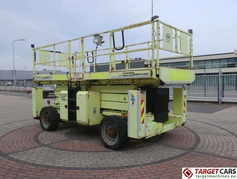 MEC 3392RT-T Diesel 4x4 Scissor Work LIft 1200cm - Scissor lifts: gambar 2 MEC 3392RT-T Diesel 4x4 Scissor Work LIft 1200cm - Scissor lifts: gambar 2