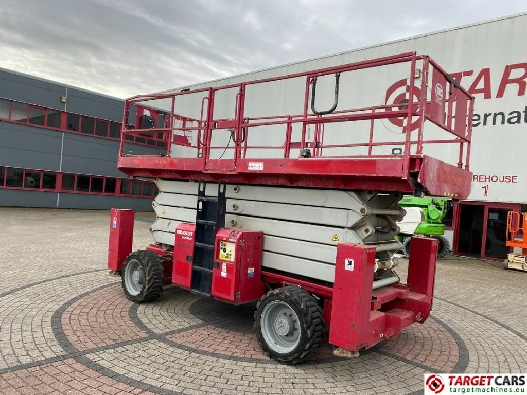 MEC 6092RT Diesel 4x4 Scissor Work Lift 2020cm - Scissor lifts: gambar 4 MEC 6092RT Diesel 4x4 Scissor Work Lift 2020cm - Scissor lifts: gambar 4