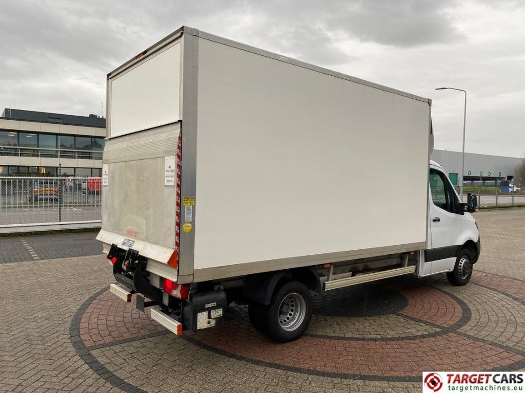 Mercedes-Benz Sprinter 515CDI Closed Box Van Taillift - Truk box: gambar 3 Mercedes-Benz Sprinter 515CDI Closed Box Van Taillift - Truk box: gambar 3