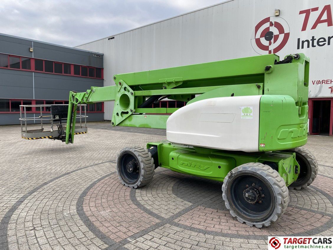 NIFTYLIFT HR28 HYBRID 4x4 ARTICULATED BOOM WORK LIFT W/JIB 2800CM 2016 616HRS - Boom artikulasi: gambar 4 NIFTYLIFT HR28 HYBRID 4x4 ARTICULATED BOOM WORK LIFT W/JIB 2800CM 2016 616HRS - Boom artikulasi: gambar 4