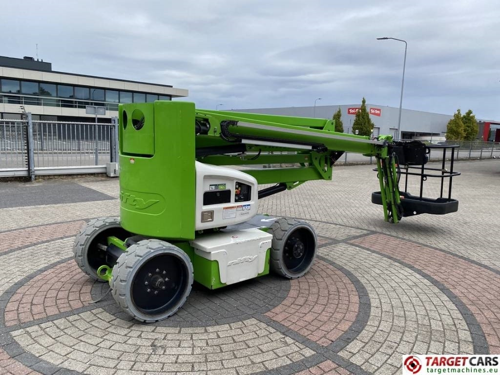 Niftylift HR17NE MK4 Electric Articulated Boom Work Lift 17M - Boom artikulasi: gambar 3 Niftylift HR17NE MK4 Electric Articulated Boom Work Lift 17M - Boom artikulasi: gambar 3