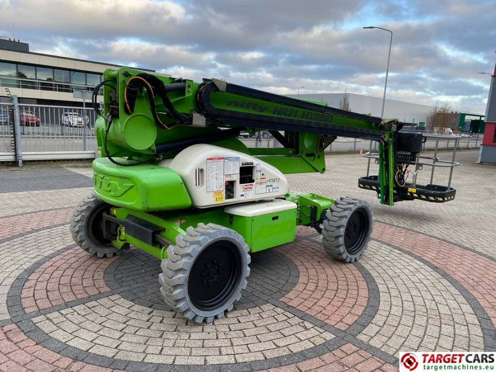 Niftylift HR21 HyBrid 4x4 Articulated Boom Work Lift 2080cm - Boom artikulasi: gambar 3 Niftylift HR21 HyBrid 4x4 Articulated Boom Work Lift 2080cm - Boom artikulasi: gambar 3