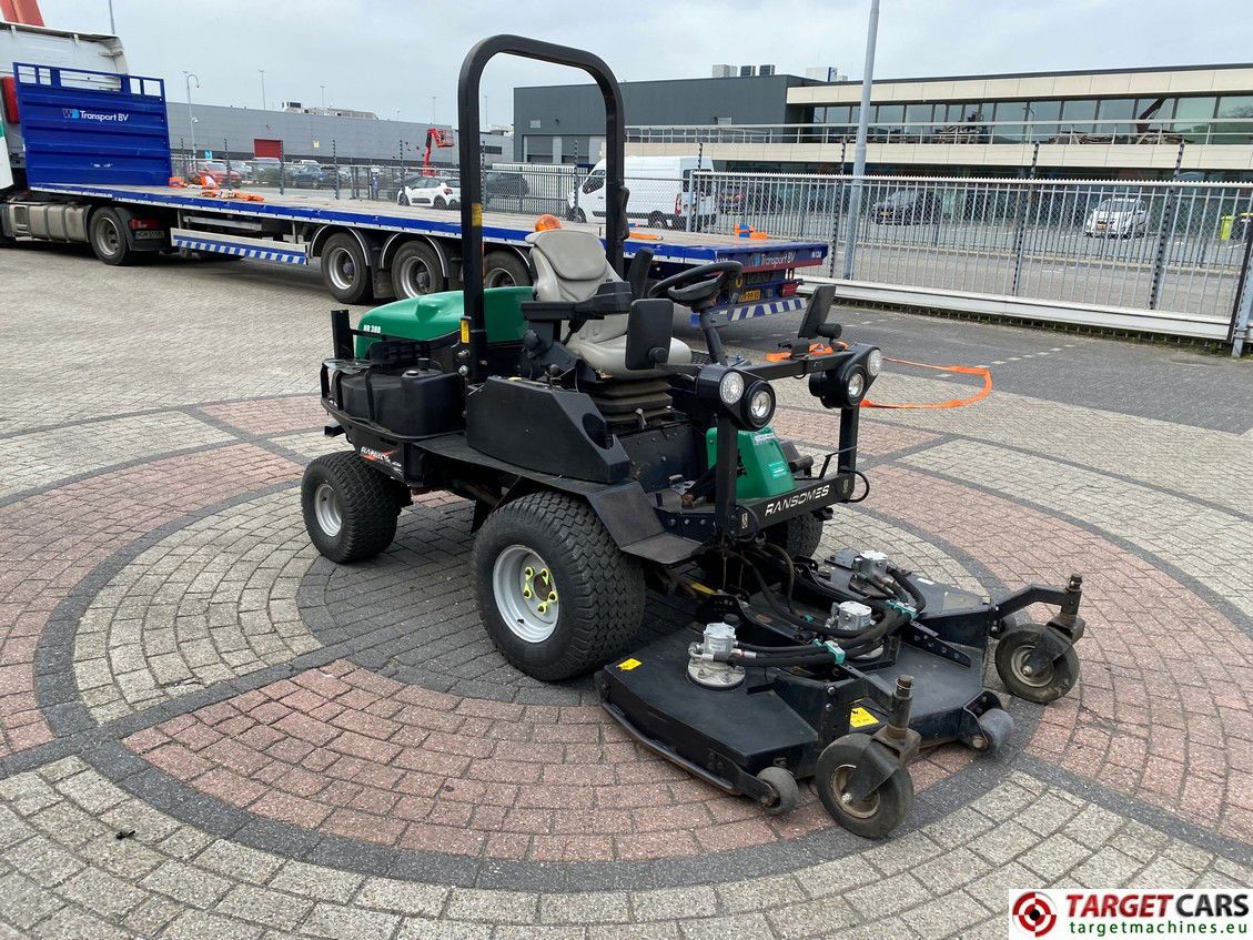 RANSOMES HR300 3-GANG ROTARY HR-300 MOWER 4WD TRIPLE HYDROSTATIC 152CM WIDTH MOWER 2014 JD000487 - Mesin pemotong rumput: gambar 2 RANSOMES HR300 3-GANG ROTARY HR-300 MOWER 4WD TRIPLE HYDROSTATIC 152CM WIDTH MOWER 2014 JD000487 - Mesin pemotong rumput: gambar 2