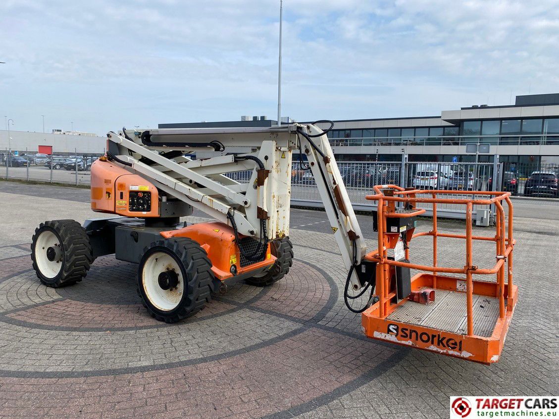 SNORKEL A46JRT BOOM 4x4 DIESEL ARTICULATED WORK LIFT W/ JIB 1630CM 2017 1441HRS - Boom artikulasi: gambar 2 SNORKEL A46JRT BOOM 4x4 DIESEL ARTICULATED WORK LIFT W/ JIB 1630CM 2017 1441HRS - Boom artikulasi: gambar 2