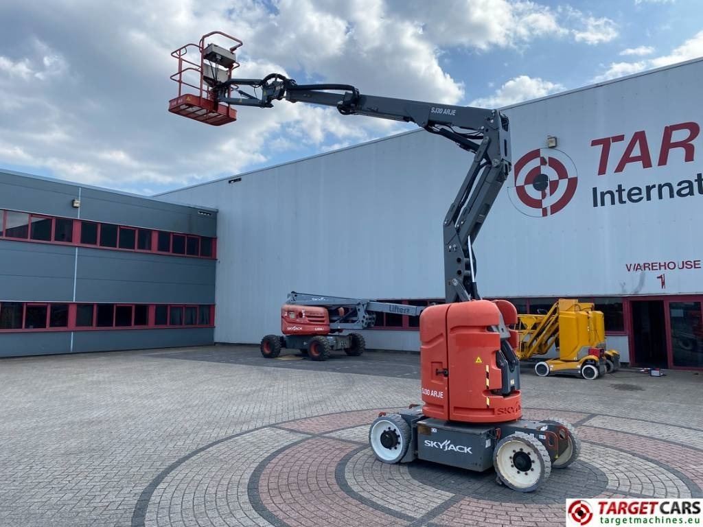 Leasing SkyJack SJ30 ARJE Articulated Electric Boom Work Lift 11M  SkyJack SJ30 ARJE Articulated Electric Boom Work Lift 11M: gambar 39