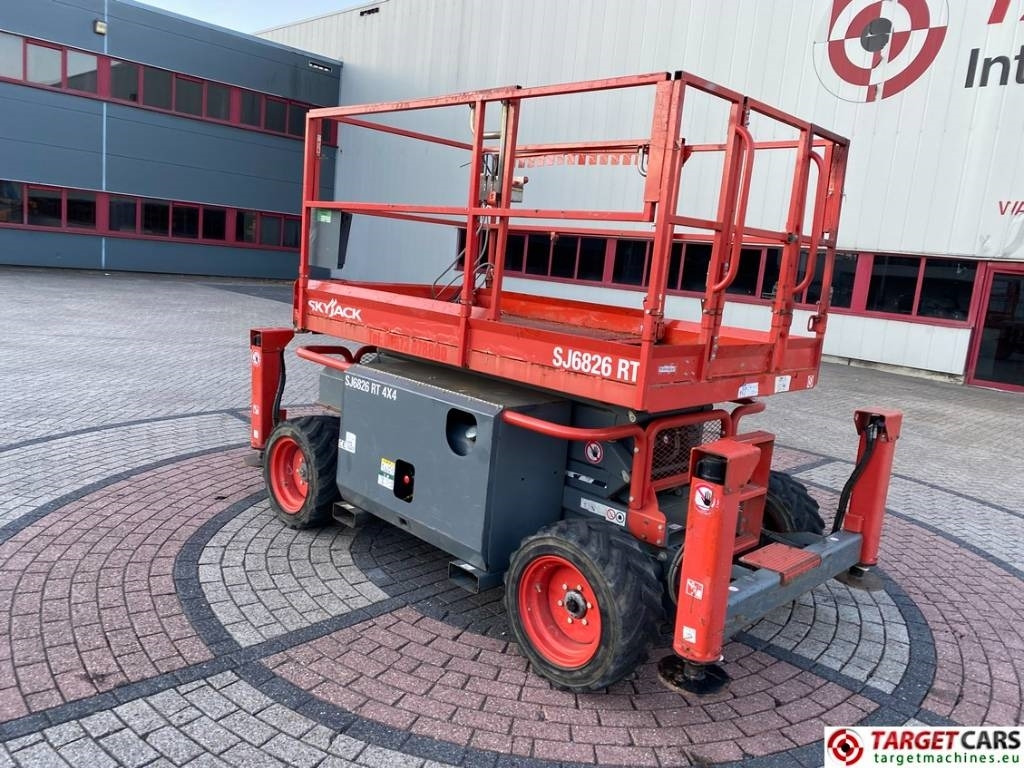 SkyJack SJ6826RT Diesel 4x4 Scissor 6826 Work Lift 992cm - Scissor lifts: gambar 4 SkyJack SJ6826RT Diesel 4x4 Scissor 6826 Work Lift 992cm - Scissor lifts: gambar 4