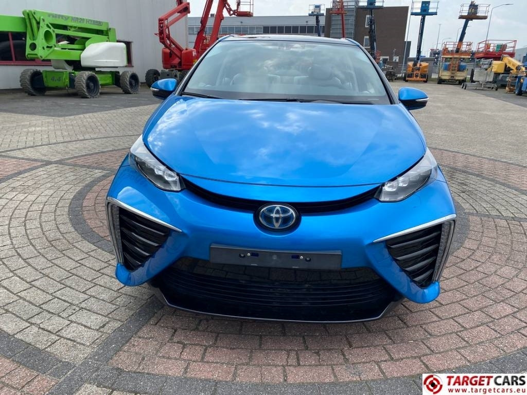 Toyota Mirai FCV HydroGen FuelCell - Mobil sedan: gambar 2 Toyota Mirai FCV HydroGen FuelCell - Mobil sedan: gambar 2