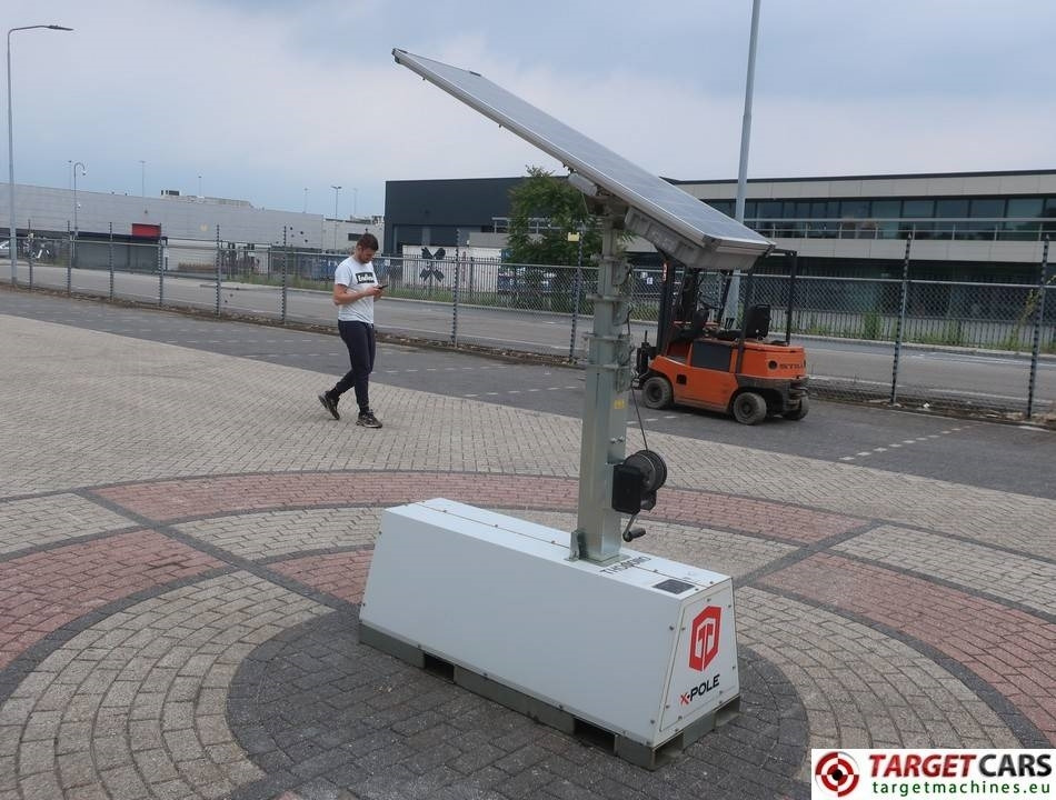 Trime X-Pole Tower Light 2x25W Led Solar Panel - Menara penerangan: gambar 2 Trime X-Pole Tower Light 2x25W Led Solar Panel - Menara penerangan: gambar 2