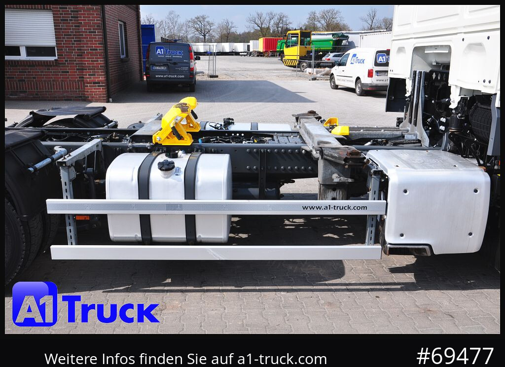 Pengangkut kontainer/ Container truck DAF XF 480 Intarder, Multiwechsler 2x AHK: gambar 15