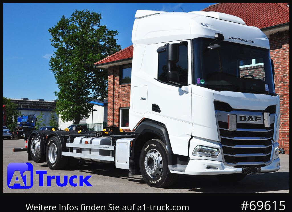 DAF XF530 FAN Multi 2x AHK Lenkachse, - Pengangkut kontainer/ Container truck: gambar 1 DAF XF530 FAN Multi 2x AHK Lenkachse, - Pengangkut kontainer/ Container truck: gambar 1