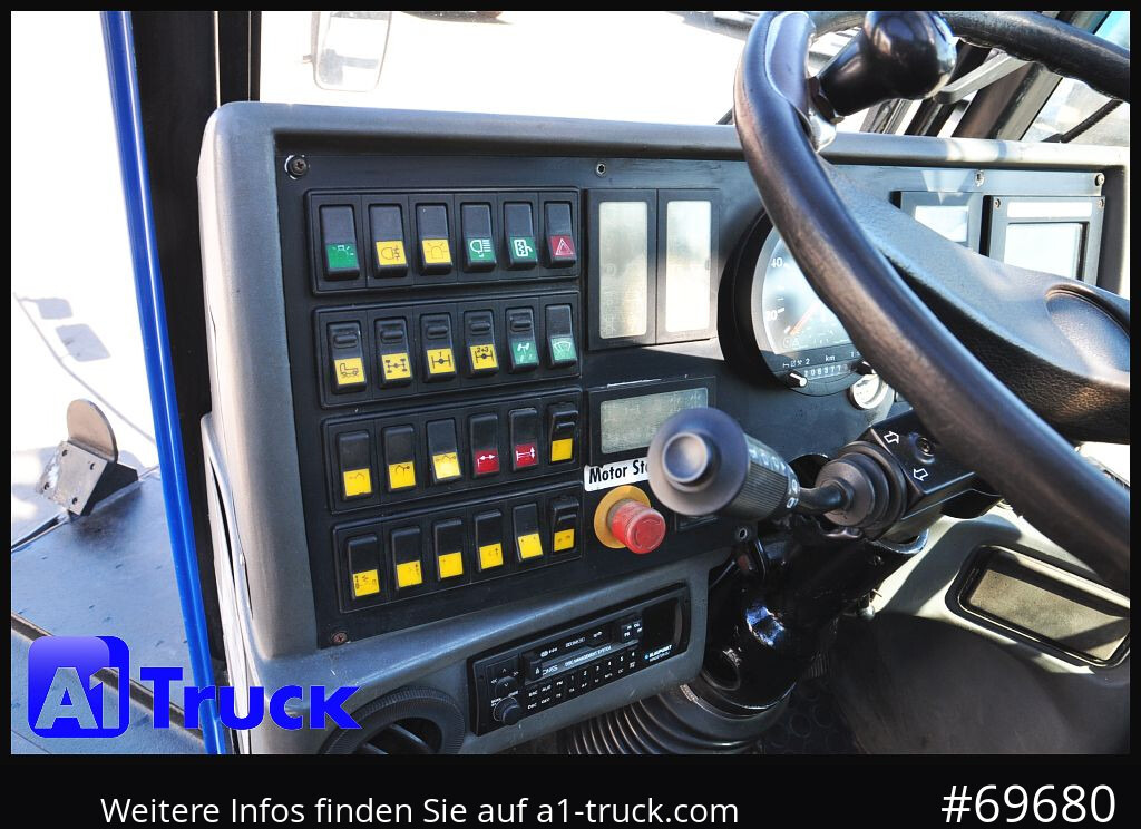 DEMAG AC 40-1 City, Mobilkran, Klappspitze, - Derek bergerak: gambar 2 DEMAG AC 40-1 City, Mobilkran, Klappspitze, - Derek bergerak: gambar 2