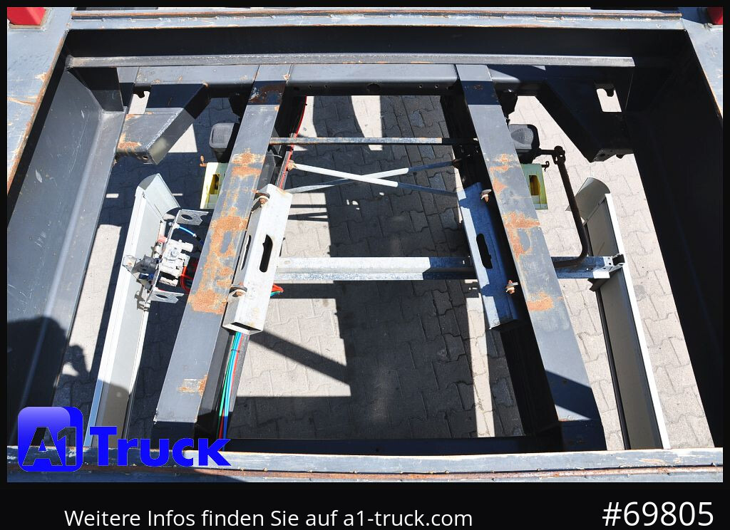 FLIEGL SDS01, Langholz, Containeraufbau, Liftachse, - Semi-trailer pengangkut kayu: gambar 4 FLIEGL SDS01, Langholz, Containeraufbau, Liftachse, - Semi-trailer pengangkut kayu: gambar 4