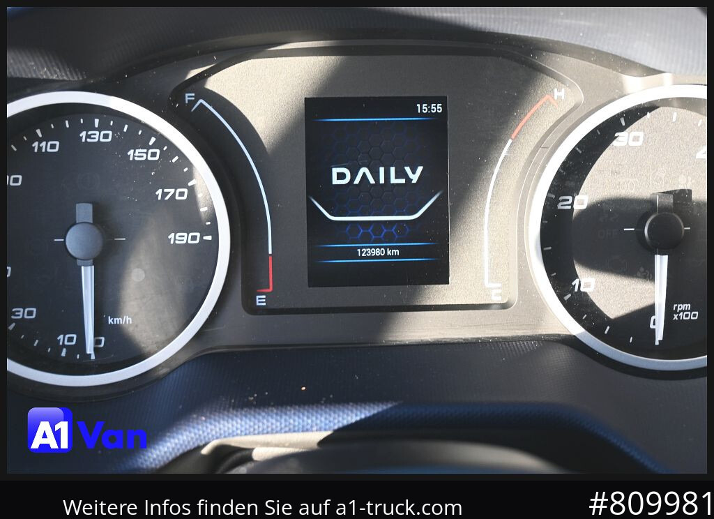 IVECO Daily 72C18 A8V Pritsche/Plane, Tempomat, AHK, Klima - Van flatbed: gambar 5 IVECO Daily 72C18 A8V Pritsche/Plane, Tempomat, AHK, Klima - Van flatbed: gambar 5