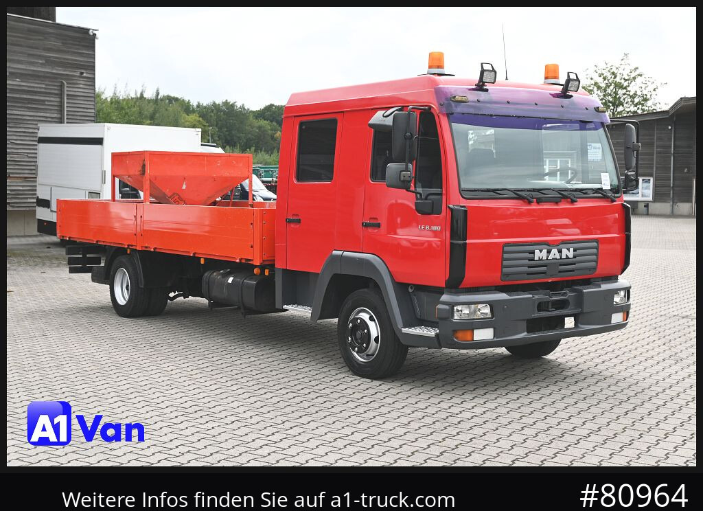 MAN MAN LE 8.180 Pritsche Doka, Automatik, AHK, 6-Sitzer - Van flatbed, Van kombi: gambar 1 MAN MAN LE 8.180 Pritsche Doka, Automatik, AHK, 6-Sitzer - Van flatbed, Van kombi: gambar 1