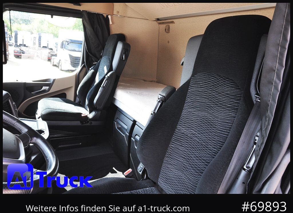 MERCEDES-BENZ 2545, Multi BDF, Wechsler, 7.45-7.82, MIDI, LIftachse - Pengangkut kontainer/ Container truck: gambar 2 MERCEDES-BENZ 2545, Multi BDF, Wechsler, 7.45-7.82, MIDI, LIftachse - Pengangkut kontainer/ Container truck: gambar 2