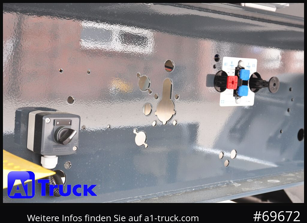 REISCH RHKS, Alu-Kippmulde 50m³, NEU Kombitüren, Alufelgen, Liftachse, - Semi-trailer jungkit: gambar 4 REISCH RHKS, Alu-Kippmulde 50m³, NEU Kombitüren, Alufelgen, Liftachse, - Semi-trailer jungkit: gambar 4