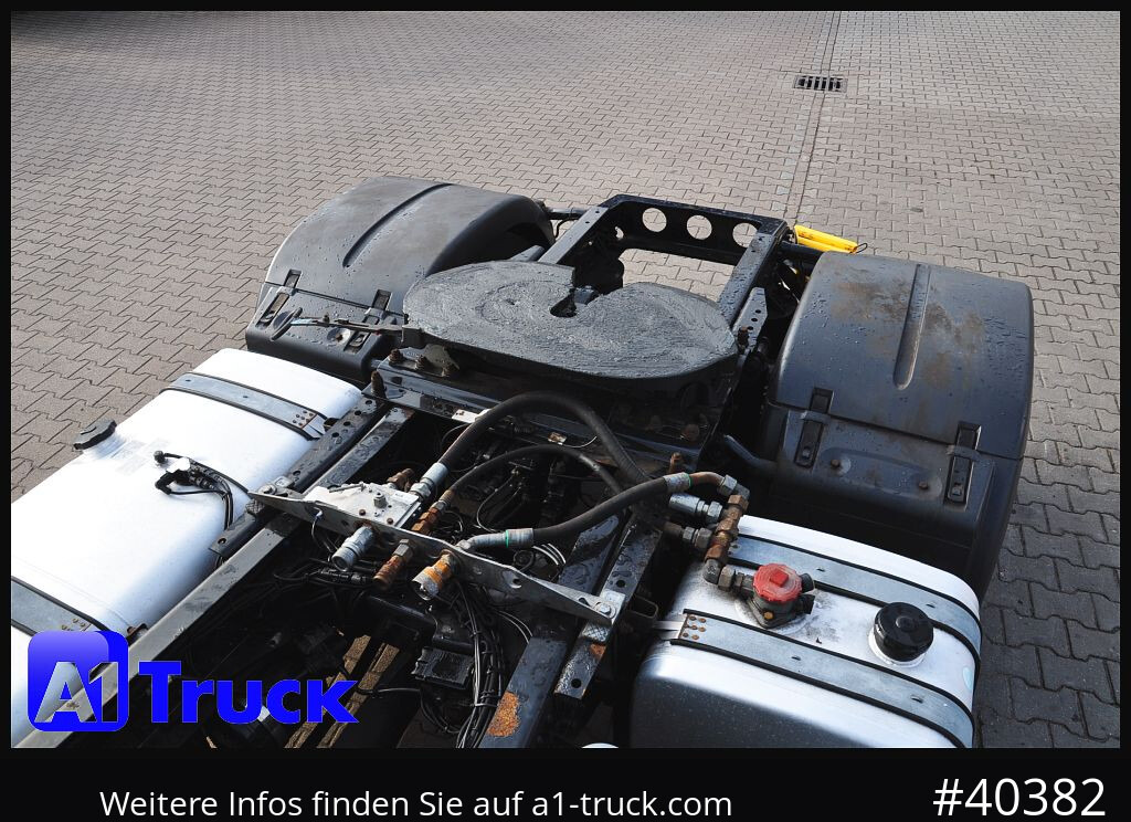 MAN TGX 18,440 XLX Intarder, Hydraulik, ACC - Tractor head: gambar 4 MAN TGX 18,440 XLX Intarder, Hydraulik, ACC - Tractor head: gambar 4