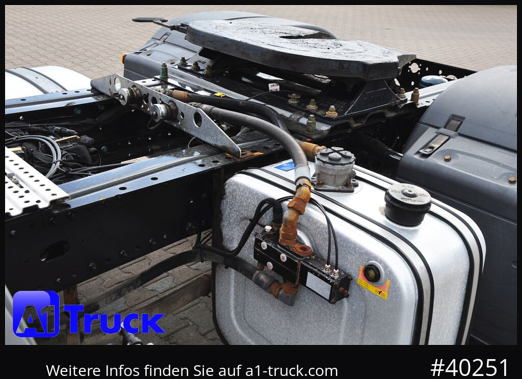 Tractor head MAN TGX 18.470 GM Hydraulik, Intarder Navi Standklima,: gambar 14 Tractor head MAN TGX 18.470 GM Hydraulik, Intarder Navi Standklima,: gambar 14