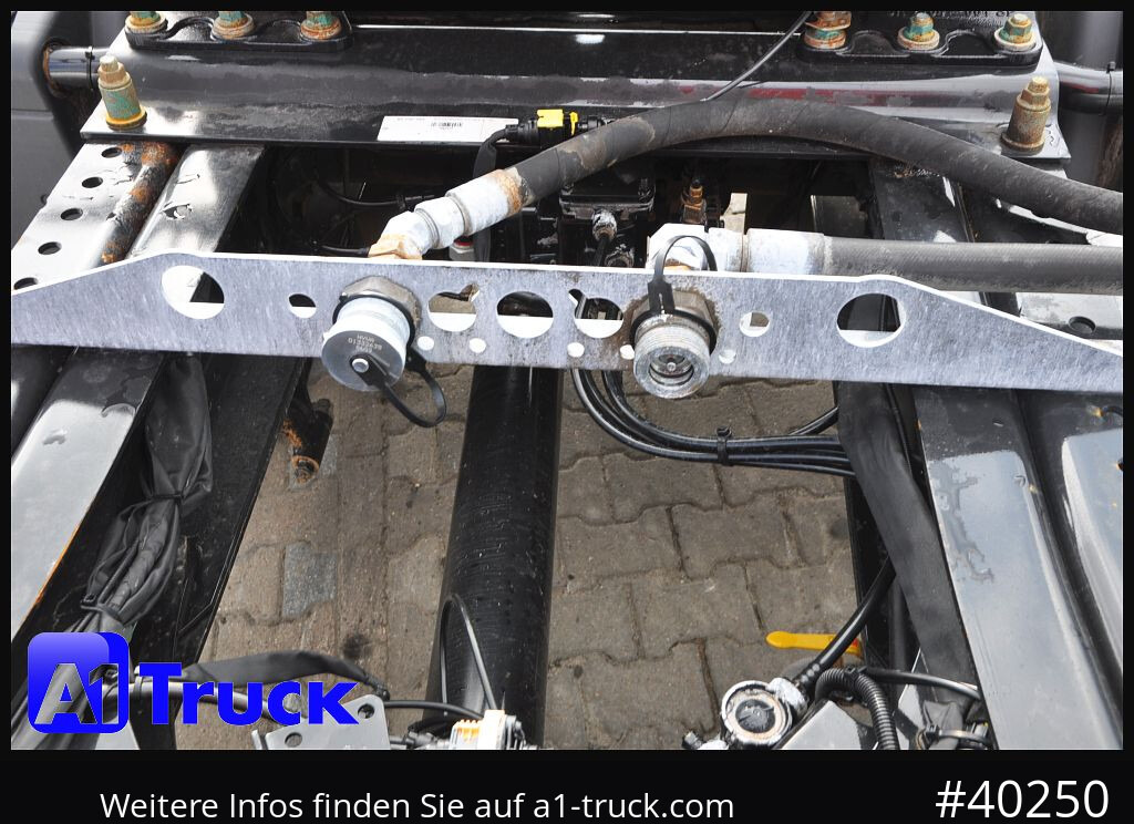 MAN TGX 18.470 GM Hydraulik, Intarder Navi Standklima, - Tractor head: gambar 3 MAN TGX 18.470 GM Hydraulik, Intarder Navi Standklima, - Tractor head: gambar 3