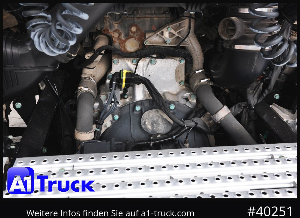 Tractor head MAN TGX 18.470 GM Hydraulik, Intarder Navi Standklima,: gambar 15 Tractor head MAN TGX 18.470 GM Hydraulik, Intarder Navi Standklima,: gambar 15