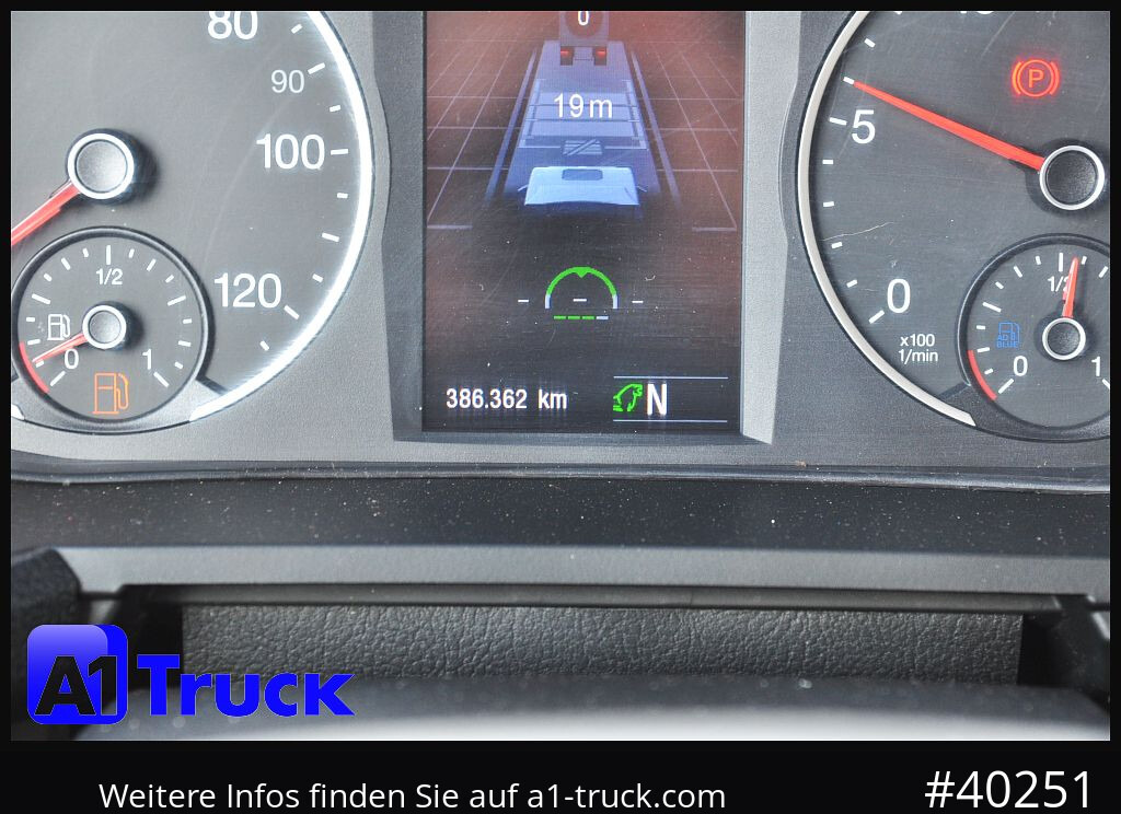 Tractor head MAN TGX 18.470 GM Hydraulik, Intarder Navi Standklima,: gambar 7 Tractor head MAN TGX 18.470 GM Hydraulik, Intarder Navi Standklima,: gambar 7