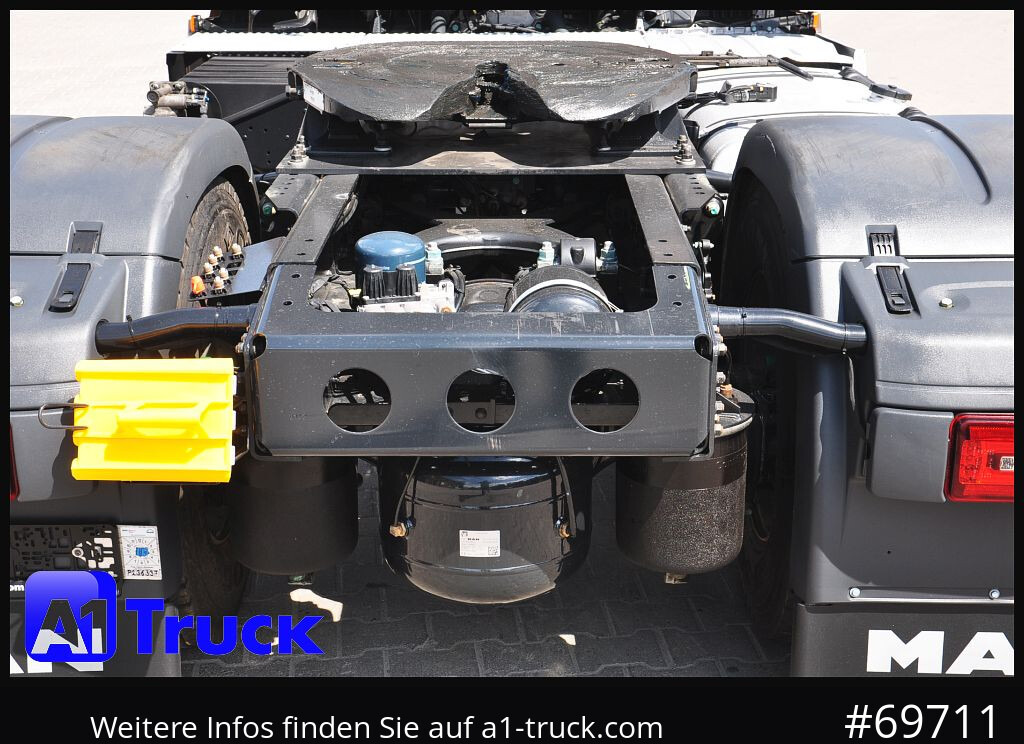 MAN TGX 18,480 BLS Intarder Standklima, Garantie - Tractor head: gambar 3 MAN TGX 18,480 BLS Intarder Standklima, Garantie - Tractor head: gambar 3