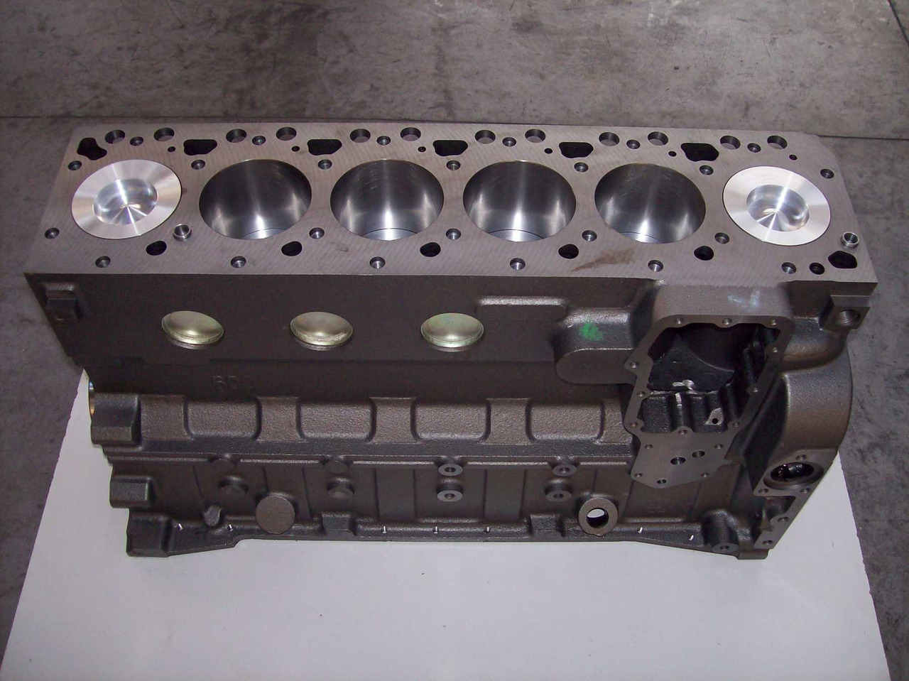 CUMMINS SHORT BLOCK 6BT5.9 - Blok silinder untuk Peralatan konstruksi: gambar 1 CUMMINS SHORT BLOCK 6BT5.9 - Blok silinder untuk Peralatan konstruksi: gambar 1