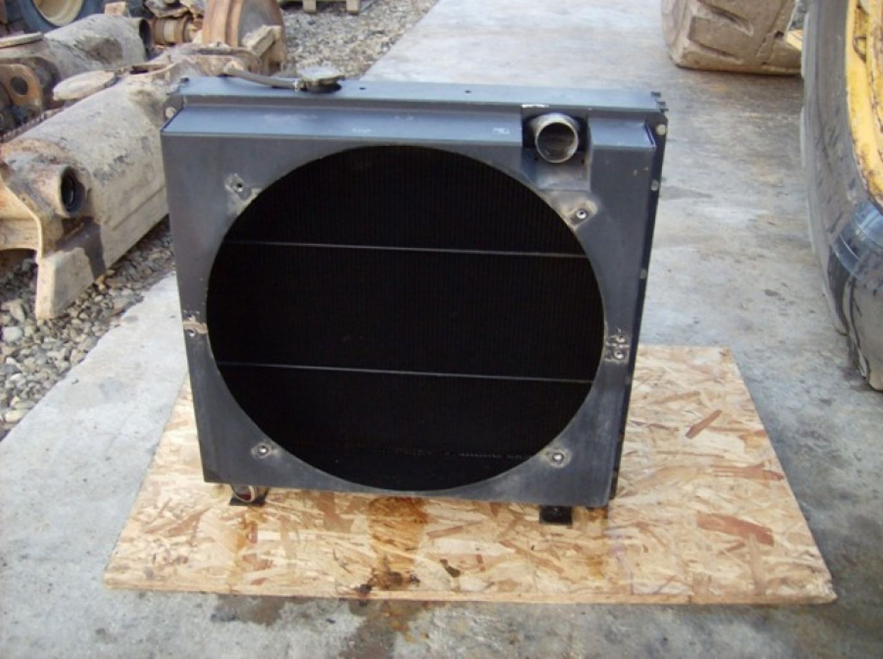 Caterpillar 317 NVA RADIATORE ACQUA - Radiator untuk Peralatan konstruksi: gambar 1 Caterpillar 317 NVA RADIATORE ACQUA - Radiator untuk Peralatan konstruksi: gambar 1