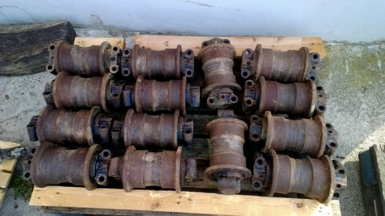 Caterpillar 317B LN RULLI INFERIORI - Rol trek untuk Peralatan konstruksi: gambar 1 Caterpillar 317B LN RULLI INFERIORI - Rol trek untuk Peralatan konstruksi: gambar 1