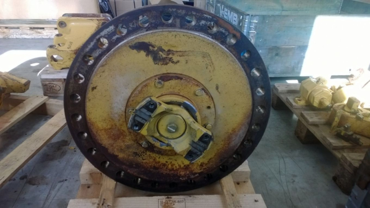 Caterpillar 735 PERNO SNODO CENTRALE - Tubuh dan eksterior untuk Peralatan konstruksi: gambar 2 Caterpillar 735 PERNO SNODO CENTRALE - Tubuh dan eksterior untuk Peralatan konstruksi: gambar 2