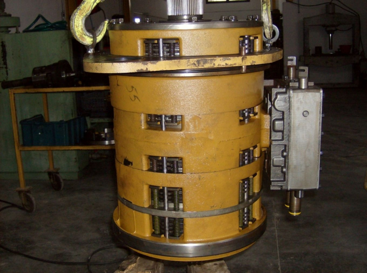 Caterpillar 816B TRASMISSIONE - Gearbox untuk Peralatan konstruksi: gambar 1 Caterpillar 816B TRASMISSIONE - Gearbox untuk Peralatan konstruksi: gambar 1
