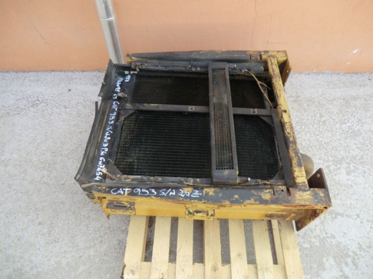 Caterpillar 953 RADIATORE ACQUA - Radiator untuk Peralatan konstruksi: gambar 2 Caterpillar 953 RADIATORE ACQUA - Radiator untuk Peralatan konstruksi: gambar 2