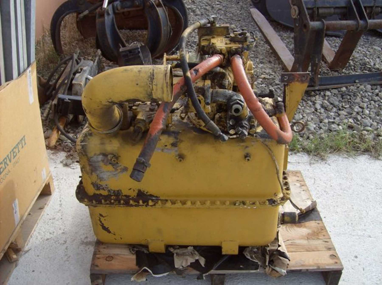 Caterpillar 966F II SERBATOIO - Tubuh dan eksterior untuk Peralatan konstruksi: gambar 2 Caterpillar 966F II SERBATOIO - Tubuh dan eksterior untuk Peralatan konstruksi: gambar 2