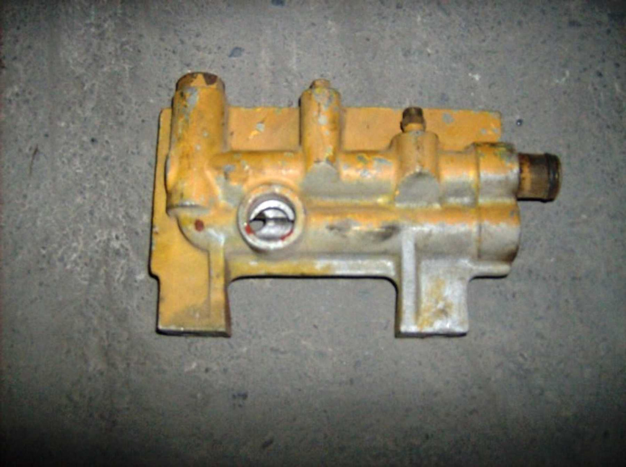 Caterpillar 988 SUPPORTO - Tubuh dan eksterior untuk Peralatan konstruksi: gambar 1 Caterpillar 988 SUPPORTO - Tubuh dan eksterior untuk Peralatan konstruksi: gambar 1