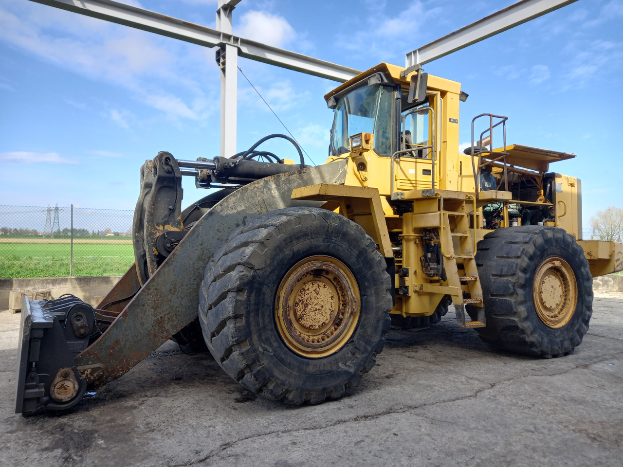 VOLVO L330C - Wheel loader: gambar 5 VOLVO L330C - Wheel loader: gambar 5
