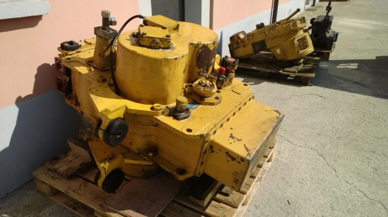 VOLVO L330E Trasmissione revisionata. - Gearbox untuk Peralatan konstruksi: gambar 2 VOLVO L330E Trasmissione revisionata. - Gearbox untuk Peralatan konstruksi: gambar 2