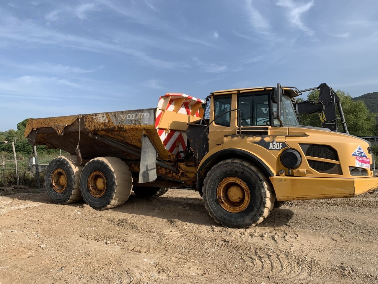 Volvo A30F - Tempat sampah artikulasi: gambar 1 Volvo A30F - Tempat sampah artikulasi: gambar 1
