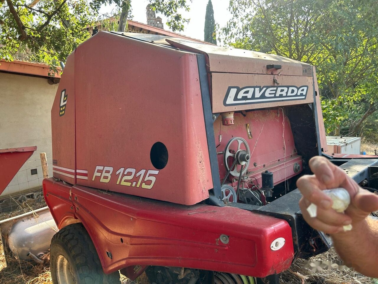 Laverda FB 12.15 - Baler bulat: gambar 4 Laverda FB 12.15 - Baler bulat: gambar 4