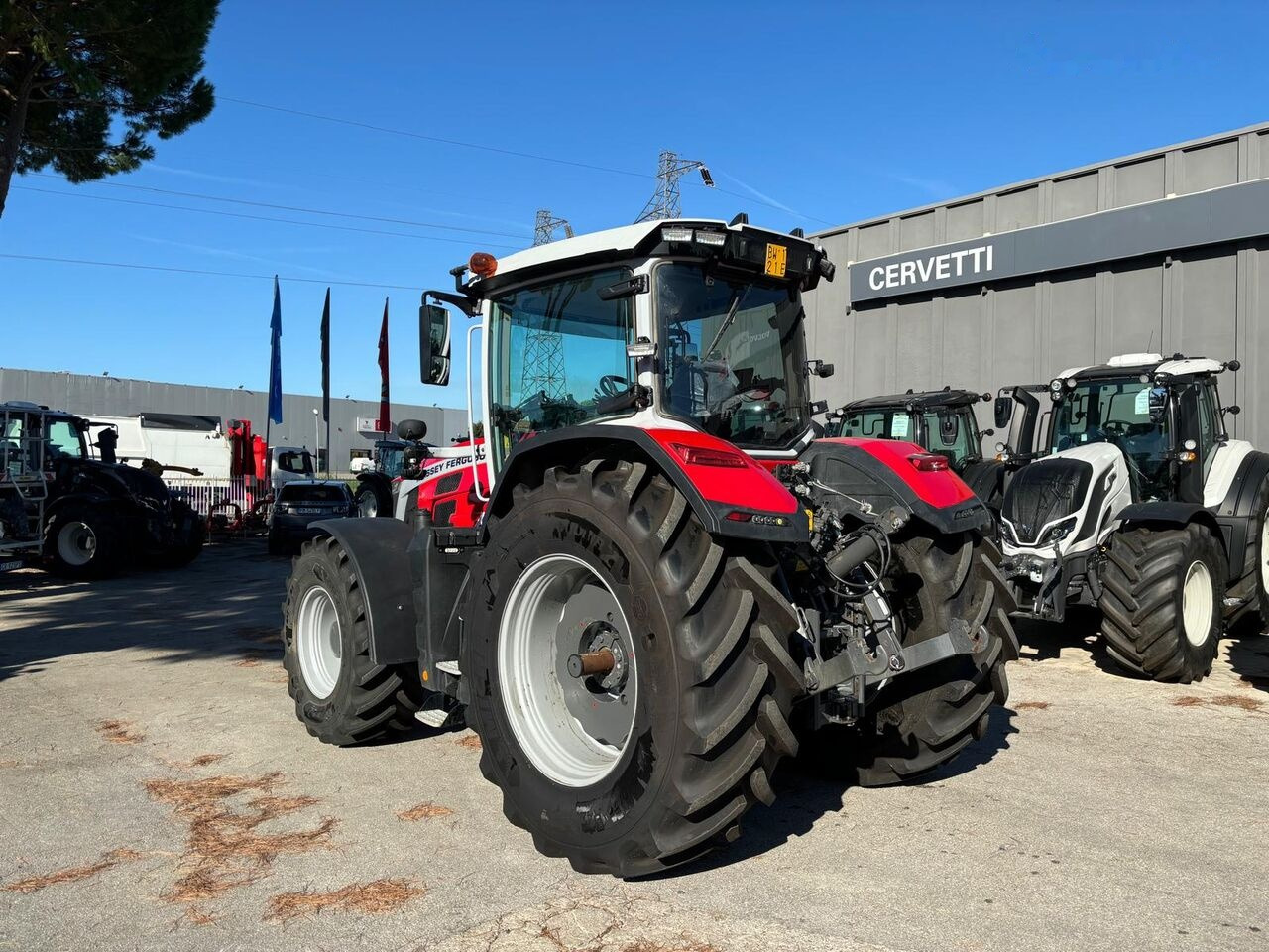 Massey Ferguson 8S.265 E-POWER - Traktor: gambar 3 Massey Ferguson 8S.265 E-POWER - Traktor: gambar 3