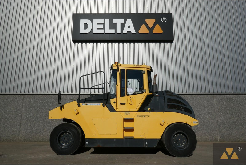 Bomag BW27RH - Roller pneumatik: gambar 1 Bomag BW27RH - Roller pneumatik: gambar 1